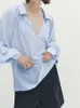 Blouses pour femmes femmes mode plissé décoration Style français lâche solide coton Vintage revers à manches longues femmes chemises Chic hauts