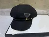 Luxe Dames militaire hoed dames achthoekige hoed ontwerper mannen en vrouwen Modeontwerp gebreide mutsen vallen wollen muts brief jacquard unisex warme muts-8989LL