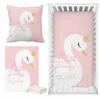 Set di biancheria da letto LVYZIHO Pink Cute Swan Presepe Nome personalizzato Baby Girl Bedding Set Baby Shower Gift Bedding Set 230731