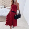 Casual Kleider 2023 Sexy Frauen Sommer Kleid Spaghetti Strap V-ausschnitt Rosa Weibliche Plissee Midi Büro Damen Party