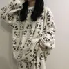 女性用スリープウェアストライプの女性パジャマセット冬のフリースベルベット2ピースパンツホームスーツ睡眠ふわふわした韓国ピアマかわいい暖かい夜服