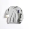 Hoodies Sweatshirts Children's Clothing Winter Models Korean Style Little Bear Cartoon Velvet Sweater Single Layer Fleece Lined Warm Top 230801
