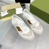Designerskie screener kobiety trampki mody trenerzy platformy skórzane trampki z siatki tkane buty gumowe podeszwy vintage swobodne buty