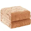 Ensembles d'édredons chaud épais en peluche couverture adulte enfants doux hiver lit couvertures moelleux polaire canapé couverture feuille couvre-lit sur le lit 230801