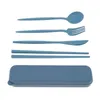 Set di posate 5 pezzi / set set da viaggio portatile in paglia di grano per pranzo scolastico campeggio picnic uso quotidiano con scatola per stoviglie