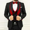 Garnitur dla mężczyzn dla mężczyzn Trzyczęściowa (kamizelka spodni kamizelki) Costume Formal Buige Black szczyt Lapel Terno stroje na zamówienie 2023