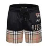 Shorts Masculinos Designers shorts listrados clássicos Homens verão Moda lazer Streetwear Roupas Secagem Rápida SwimWear Board Calças de Praia 18 cores