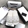 2023 diseñador hombres mujeres sandalias con caja de flores correcta bolsa de polvo zapatos estampado de serpiente diapositiva verano ancho plano sandalia zapatilla tamaño 35-48 B2