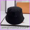 Stingy Brim Hats Street Fashion Bucket Hat Hat Mens Designer Женщины CASQUETE OFNOOR SUMENT BASTBAL BAP Letters Sport