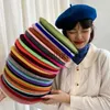 Stingy Brim Chapeaux Femmes Filles Hiver Simple Chaud Laine Bérets Artiste Français Bonnet Chapeau Couleur Unie Kawaii Flat Top Caps Béret Chaud pour Femme J230802