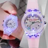 Детские часы Sport Kid Watches for Girls Boys Gift Personality Clock Легко читать детские силиконовые флэш -квартальные наручные часы Reloj infantil 230802