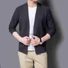 Herrtröjor män Cardigan Fashion Dress Up Knitwear Sweater Mens Spring Autumn Thin Solid Sweatercoat V Neck Casual Male Sticked Cardigan J230802