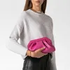Bolsas de noite designer bolsa de embreagem bolsa de couro de couro pu women rosa bolinho rosa bolsa de travesseiro ruched bolsa de tendência 230802