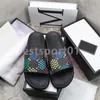 2023 Designer Män kvinnor Sandaler med rätt blomma Box Dust Bag Shoes Snake Print Slide Summer Wide Sandal Slipper Storlek 35-48 L3