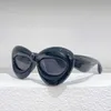 新しい豪華なデザイナーLuoyijia Cat's Eye Sunglasses for Women Ins同じタイプのパーソナライズされたPout LipsサングラスLW40097I