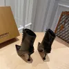 Роскошный дизайнер новый Knight Boot Design Design Итальянский импортный багажник Метка металлические сапоги высококачественные женские ботинки ботинок