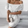 Robes de soirée blanc creux broderie Sexy une épaule taille femmes solide hors épaule trou Mini robe décontracté élégant mode Chic