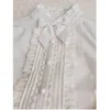 Kvinnors blusar spetsar vit skjorta kvinnor lolita stil gigot hylsa vackra japanska långa ruffle veckade toppar kawaii kläder