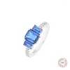 Klusterringar 925 Sterling Silver Blue Rectangular Three Stone Sparkling For Women Wedding Finger Ring smycken Bague grossist