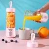 Vattenflaskor Portable Glass Handheld Sports Bottle Fruit Juice Maker Blender Stirring Mini Cup