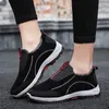 2023 Hombres Zapatos casuales bajos Blanco Negro Mujeres Zapatillas de deporte Diseñador para hombre Jogging al aire libre Caminar Entrenadores deportivos