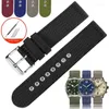 Titta på Bands Universal Brand Flat Straight Interface Nylon Strap med 19/20/21/22/23/24mm