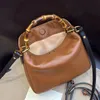 10A Calidad de espejo Diana Bolso de hombro pequeño Diseñador Bolso de bambú 24 cm Bolsos cruzados Monedero de cuero genuino con caja G041