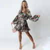 Vrijetijdsjurken 2023 Lente Zomer Mode Print V-hals Lantaarn Lange mouw Ruffle Edge Slim Short Dress Beach