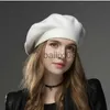 Stingy Brim Hats ylwhjj Новая женская шляпа Berets Fashion Solid Color Sired Latched Berets с стразами.