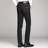 Jeans da uomo 2023 Primavera Nero Stretch Business Casual Vita alta Sub Pantaloni larghi in denim Taglie forti Pantaloni da uomo 29-38 40