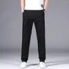 Calça masculina de verão, ajuste moderno, calça de desempenho 2023, masculina, leve, inteligente, casual, reta, terninho médio, calça cáqui