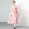 Sukienki swobodne Wysokiej jakości druk róży O-Neck Pasek Fold Sukienka dla kobiet Kwiat Summer Elegancki luźna vintage wakacyjna plaża
