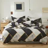 Set di biancheria da letto Kuup Cartoon Set Luxury Soft Queen Size Comforter Set di lenzuola con angoli Biancheria da letto 220 240 Nordic Cover 230801