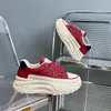 Scarpe Donna Rosso Bianco Ragazze Casual Designer Nuove donne nere Outdoor Donna Fashion Design Lacci Scarpe da ginnastica sportive Sneakers con plateau in pelle Taglia 35-40 s