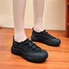 2023 Gratis frakt Kvinnor Casual Shoes Leather Platform Fashion Designer Sneakers Triple Black White Womens Girls Lace-Up Loafers Sports Trainers 35-40