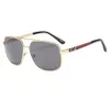 2023 럭셔리 디자이너 New Paint Three Color Men 's Square Classic Drive Sunglasses 야외 안경 2232