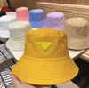 여름 새로운 최고 품질 디자이너 남녀 여성 어부 모자 선 스크린 모자 야구 모자 스냅백 야외 낚시 드레스 묘지 묘지 흑백 방수 컬러 천
