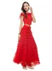 Arbetsklänningar Sommarkvinnor Set av hög kvalitet Vintage Luxury Feather Sexy Red Tops Cake Long Half kjol Casual Elegant Fashion Suit