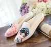 Geklede schoenen Puntige modieuze Chinese stijl retro geborduurde stoffen pantoffels voor dames Zomer Outdoor Dames Backless Sandalen 230801