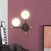 Lampa ścienna nordycka mleka białe szklane lampy sypialnia budynku lustro lusterka