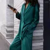 Pantaloni a due pezzi da donna Blazer a maniche lunghe in raso alla moda Abiti da donna Elegante colletto rovesciato Completi da donna verdi da ufficio 2023 Autunno