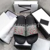 2023 Designer Män kvinnor Sandaler med rätt blomma Box Dust Bag Shoes Snake Print Slide Summer Wide Sandal Slipper Storlek 35-48 L3