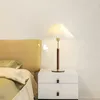 Lampes de table lampe plissée nordique LED rétro noyer fer E27 lampes de bureau décoratives pour chambre salon canapé étude éclairages à la maison