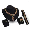 Ketting Oorbellen Set Europees En Amerikaans Kristal Gepersonaliseerde Etnische Stijl Ring Armband Legering Vier Stuk