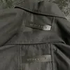 Mäns T -skjortor 1017 Alyx 9SM Black Zipper 1: 1 Högkvalitativ överdimensionerad casual graffiti Inkjet Logo Jackets