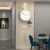 Duvar saatleri sarkaç ile büyük saat metal kuş tasarımı modern yaratıcı asılı ev dekorasyonu oturma odası altın saat