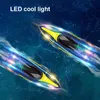 ElectricRC -båtar 2.4G RC Boat Toy med LED Light RC Speedboat High Speed ​​Racing Boat Waterproof uppladdningsbart fjärrkontrollfartyg för barn Boy 230801