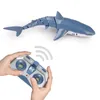 ElectricRC Animals Funny RC Shark Toy Animal Controle Remoto Banheira Piscina Brinquedos Elétricos para Crianças Meninos Crianças Material Legal Tubarões Submarino 230801