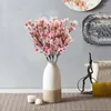 Dekorativa blommor Konstgjord körsbärsblomning Silk Peach Branch för bröllopsrum Hem bord träd dekoration plommonvägg