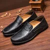 Zapatos de vestir Marca Verano Cuero genuino Hombres Mocasines Agujero Suave Transpirable Hombre Mocasines Pisos Casual Barco Conductor Calzado Conducción 230801